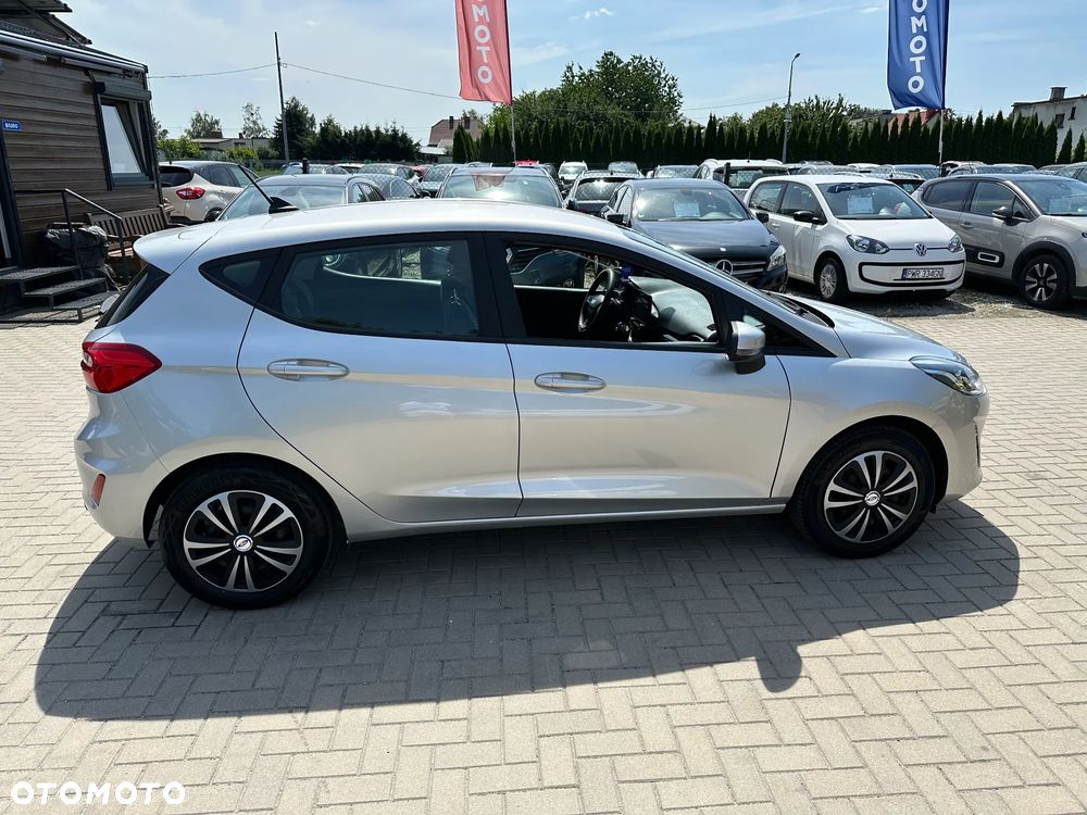 Ford Fiesta - 34