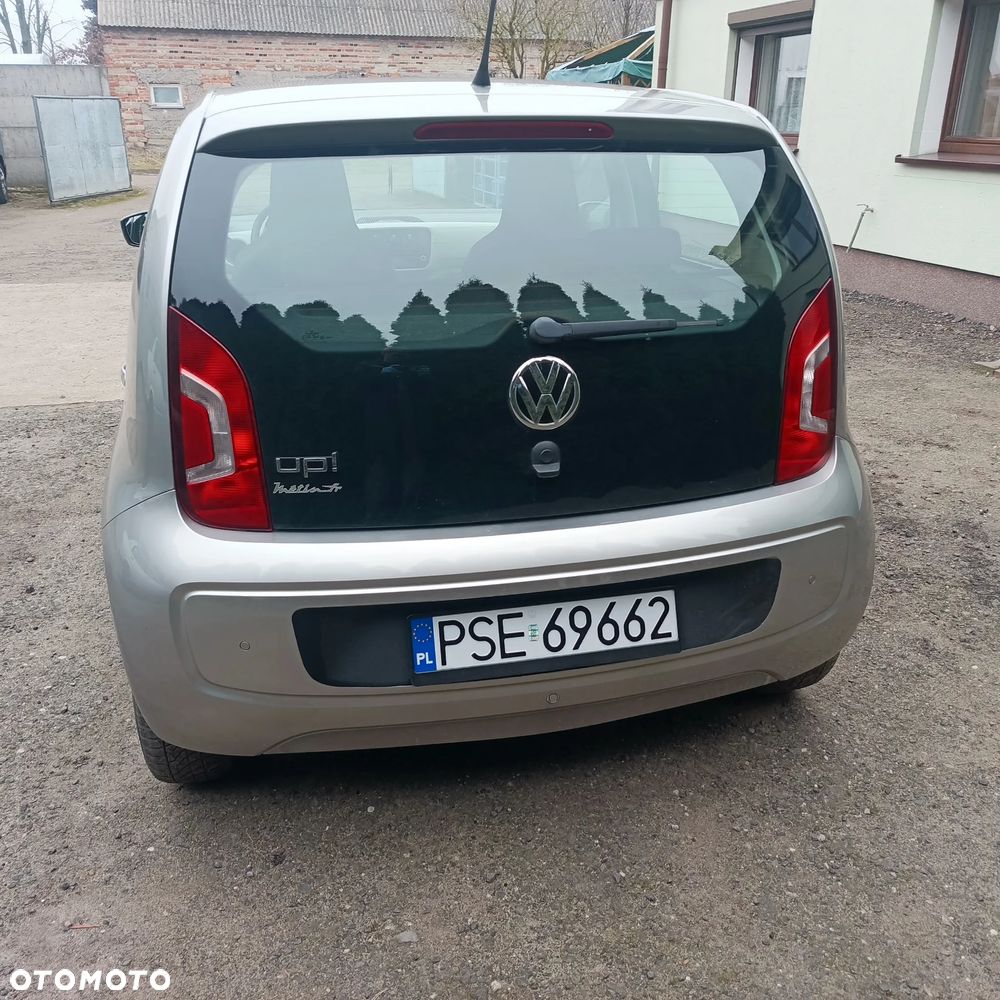 Volkswagen up! street - 4