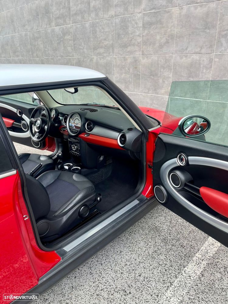 MINI 3 Portas Cooper D - 7