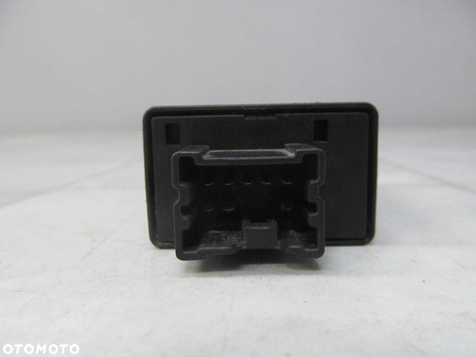 NISSAN X-TRAIL T30 01-07 MODUL ZAMKA CENTRALNEGO 28596 CC0 - 3