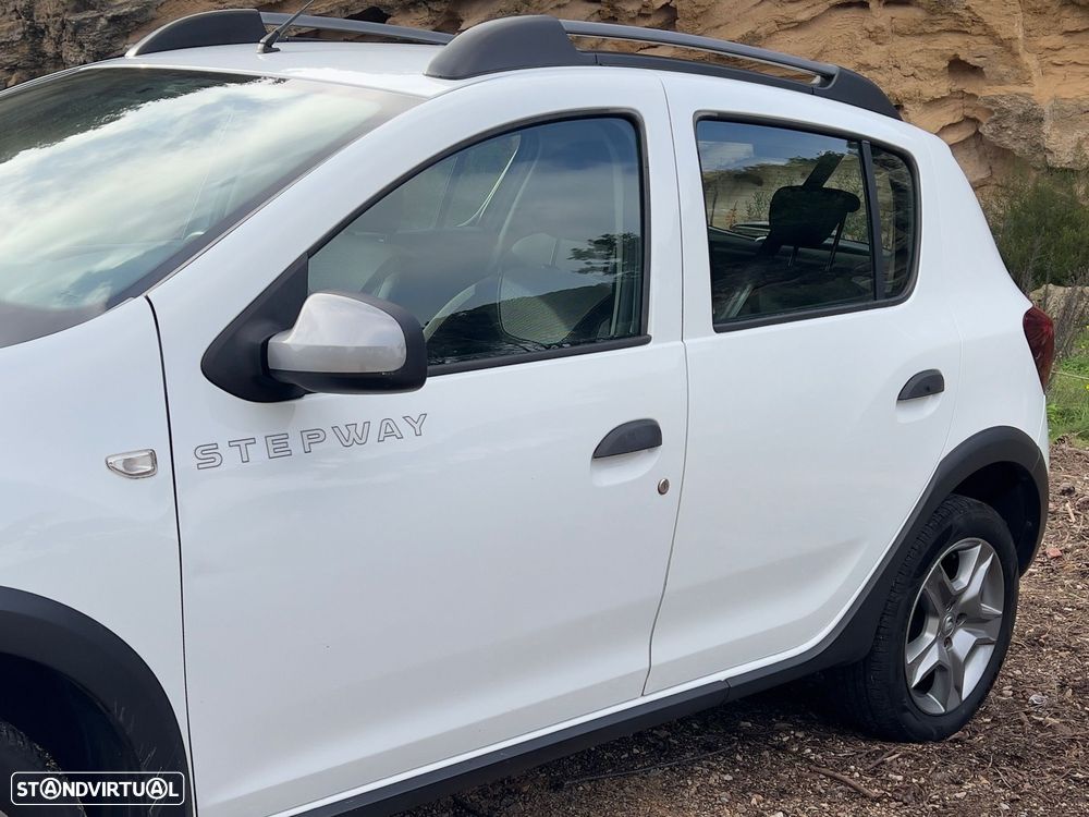 Dacia Sandero 0.9 TCe SL Stepway of Life - 6