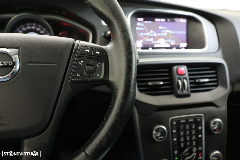 Volvo V40 Cross Country 2.0 D3 Plus - 12