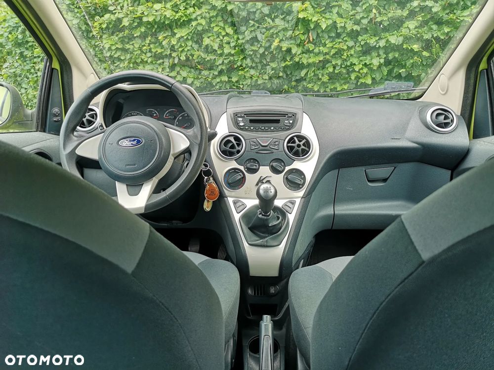 Ford KA 1.2 Titanium (air2) - 12