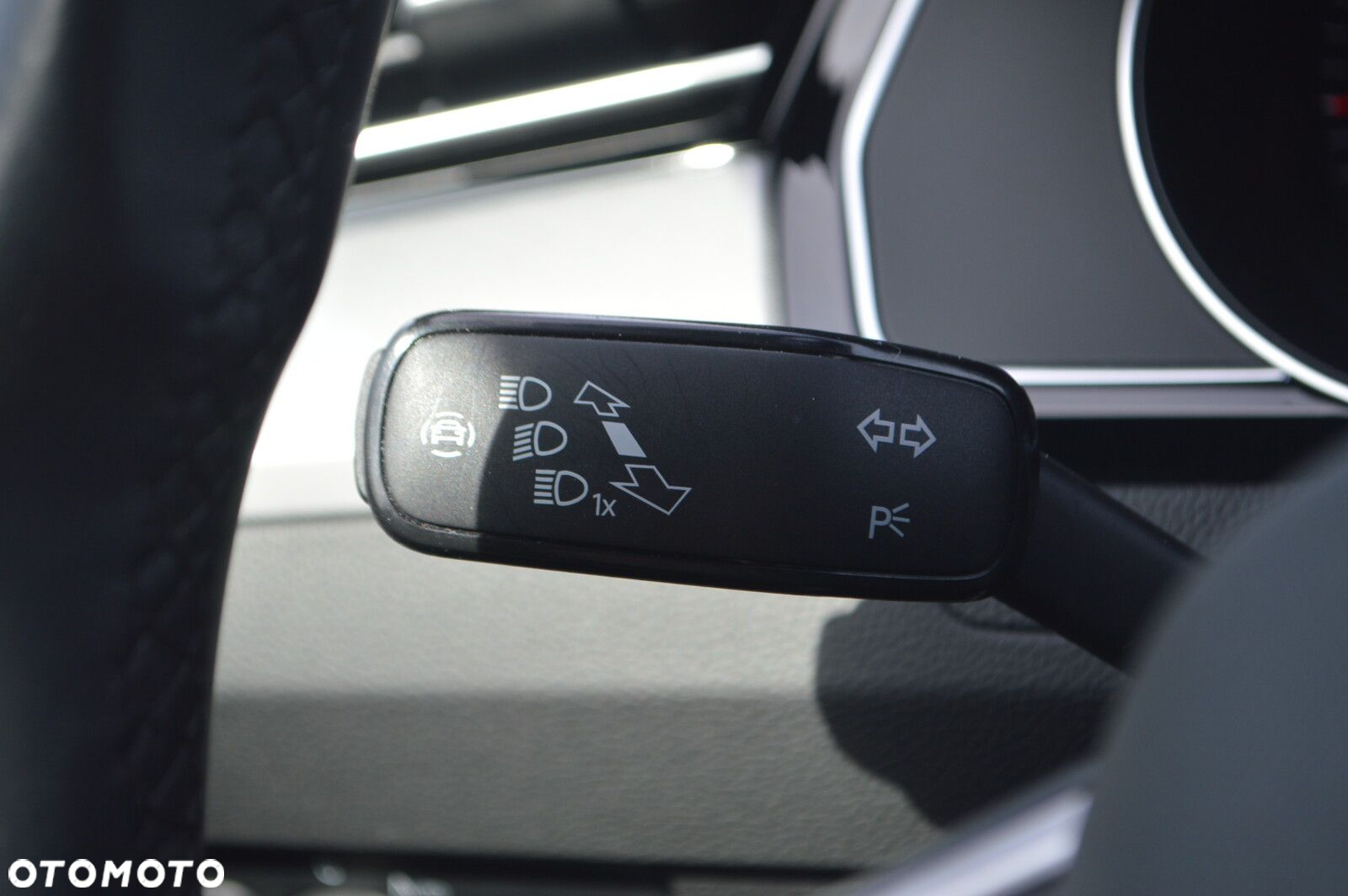 Volkswagen Passat 2.0 TSI Business DSG - 14