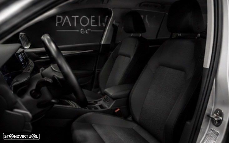 VW Golf Variant 1.0 eTSI Life DSG - 8