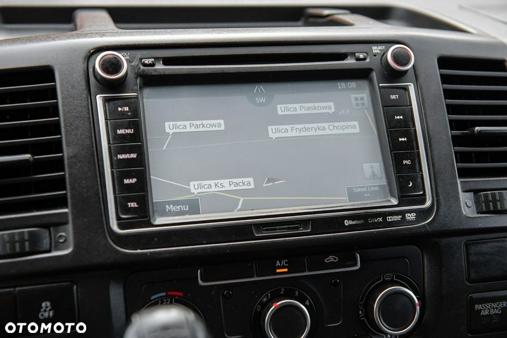 Volkswagen Transporter - 16