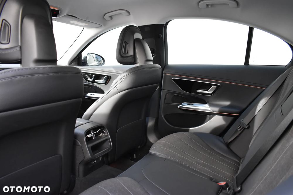 Mercedes-Benz Klasa E - 20