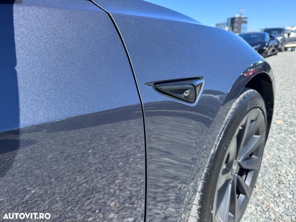 Tesla Model 3 Long Range AWD Premium - 8