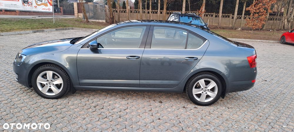 Skoda Octavia 2.0 TDI Style - 12