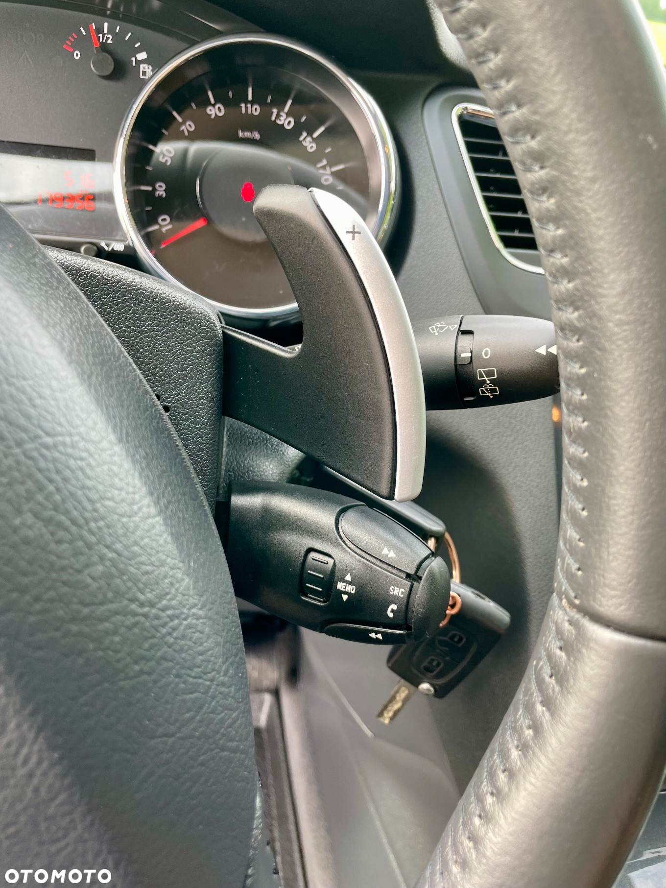 Peugeot 5008 e-HDI FAP 115 EGS6 Stop&Start Active - 31