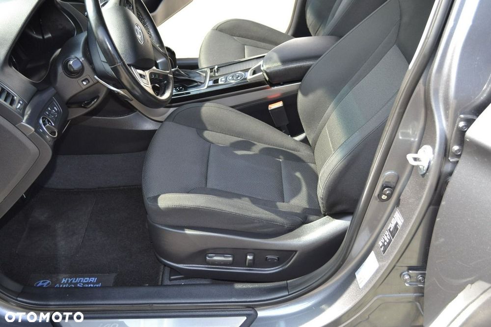 Hyundai i40 Kombi 1.7 CRDi DCT Premium - 28