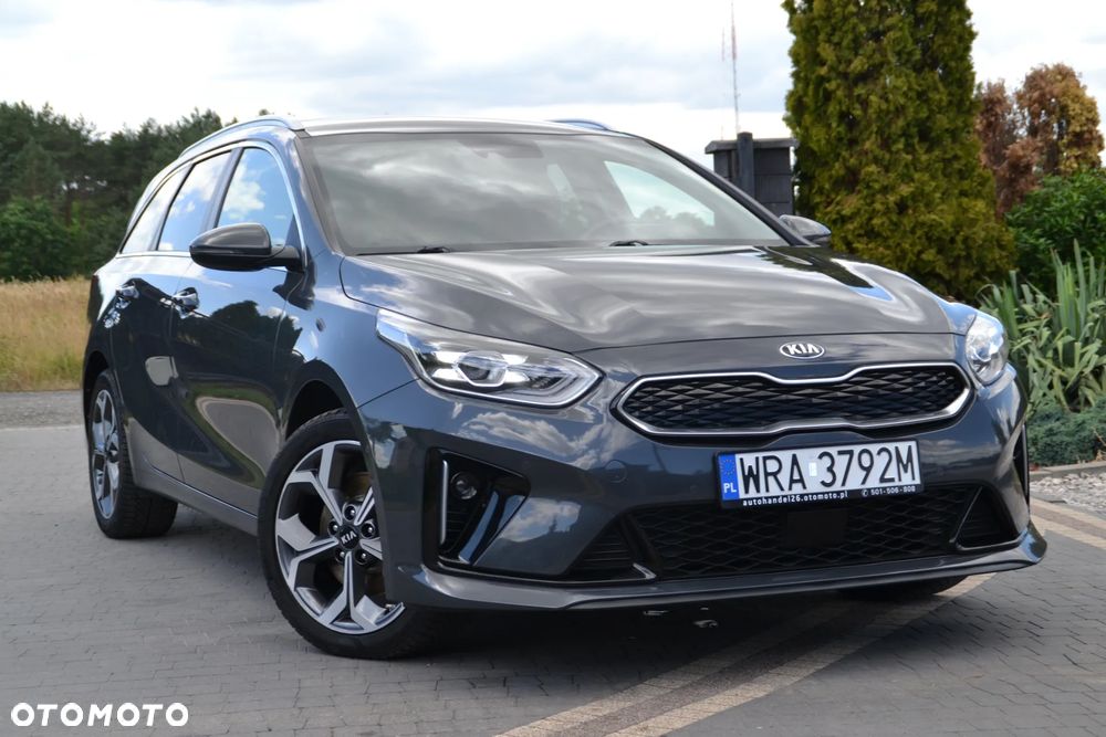 Kia Ceed 1.6 GDI DCT OPF Platinum - 9