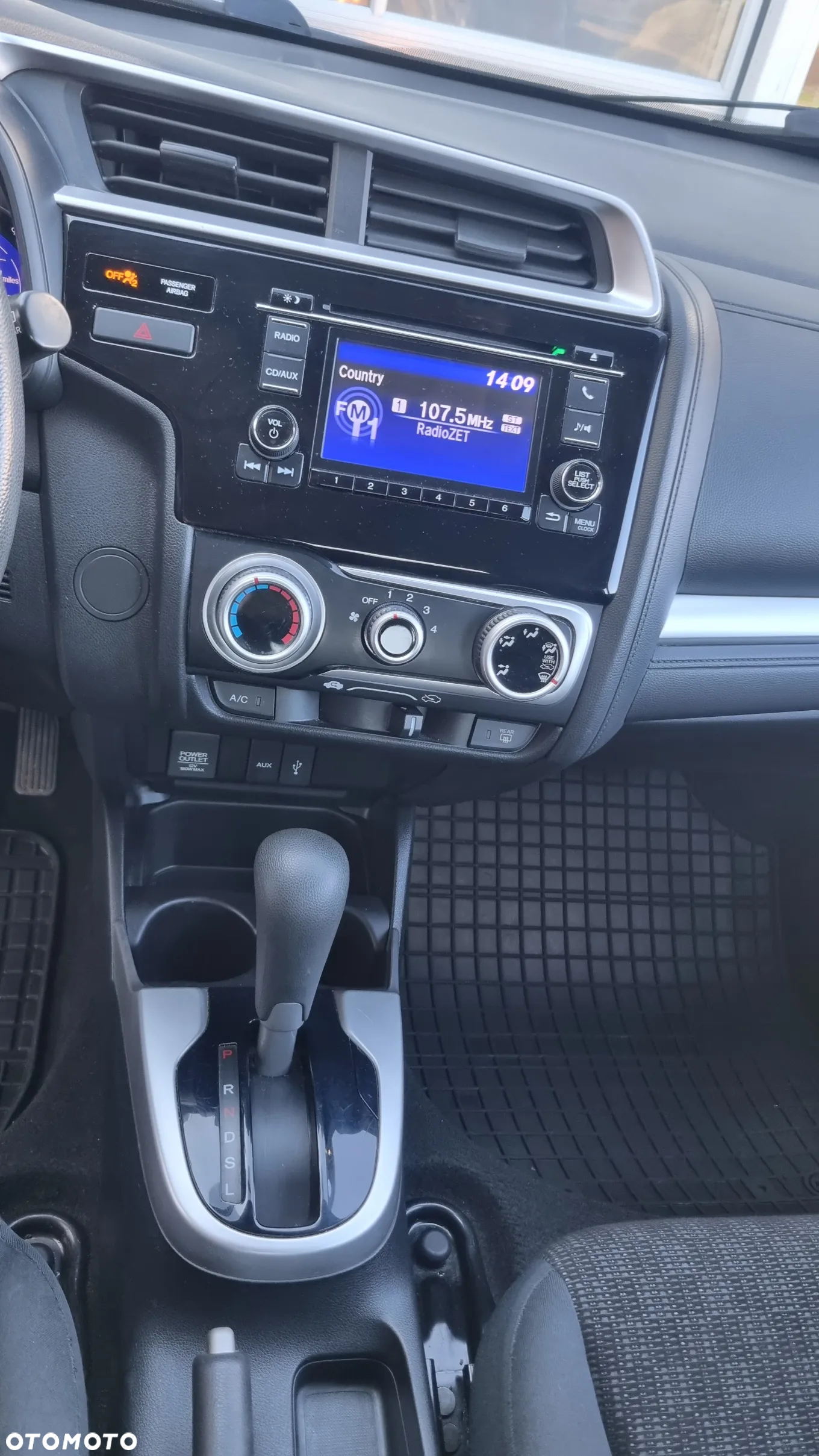Honda Jazz 1.3 i-VTEC CVT Trend - 16