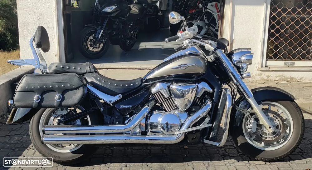 Suzuki Intruder VLR 1800 - 3