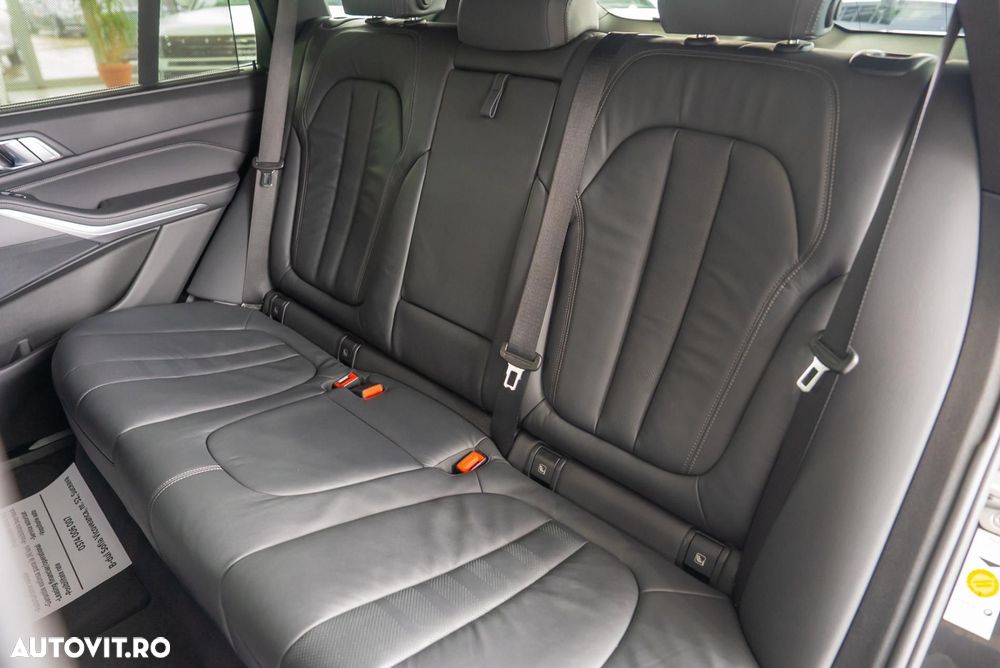 BMW X5 xDrive40i - 24
