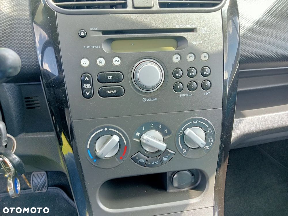 Suzuki Splash 1.0 Comfort - 22
