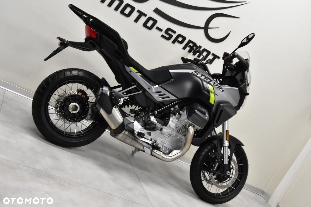 Moto Guzzi Stelvio - 10