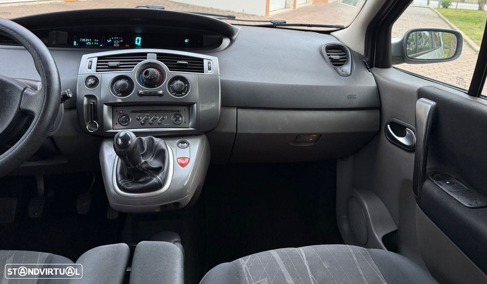 Renault Grand Scénic 1.5 dCi Confort Expressi. - 21