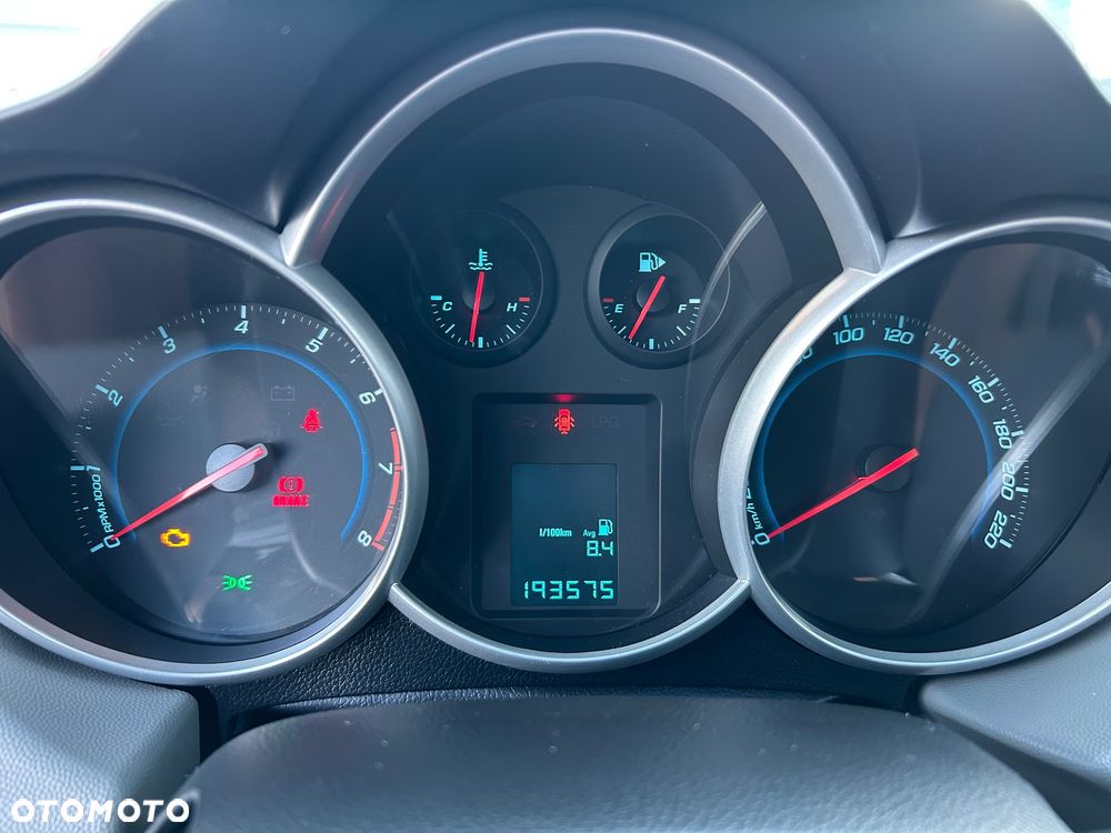 Chevrolet Cruze 1.6 LT - 5