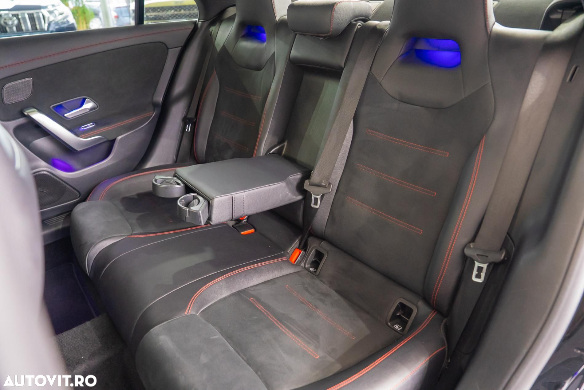 Mercedes-Benz CLA 180 7G-DCT AMG Line - 21