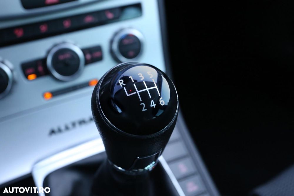 Volkswagen Passat Alltrack - 24