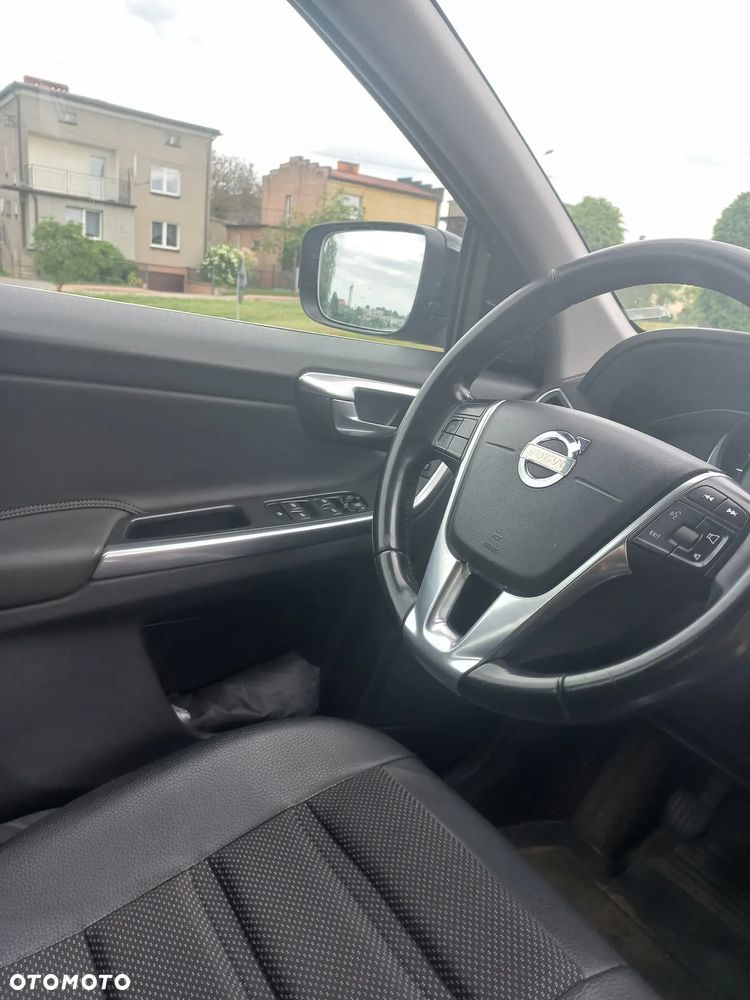 Volvo XC 60 D4 Drive-E Momentum - 16