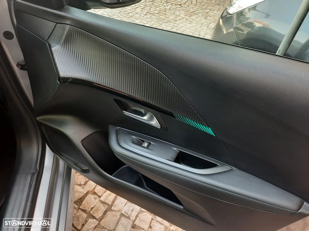 Peugeot e-208 Allure Pack - 12