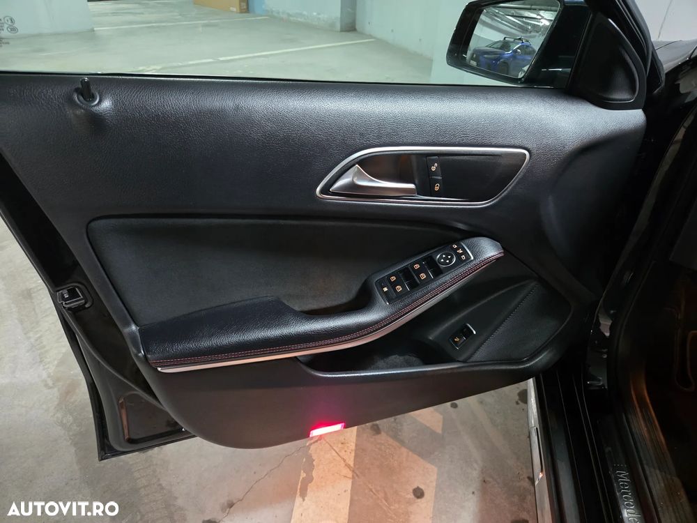 Mercedes-Benz GLA 250 4MATIC Aut. - 7