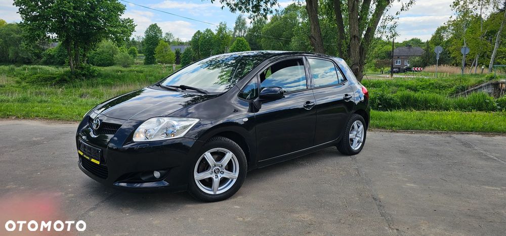 Toyota Auris 1.6 VVT-i Team - 3