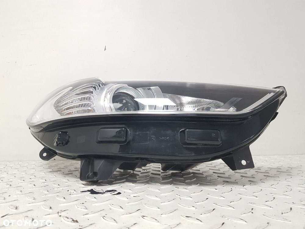 FORD MONDEO MK5 V LAMPA PRAWA PRZEDNIA PRZÓD SOCZEWKA EUROPA IDEALNA DS73-13W029-AG - 6