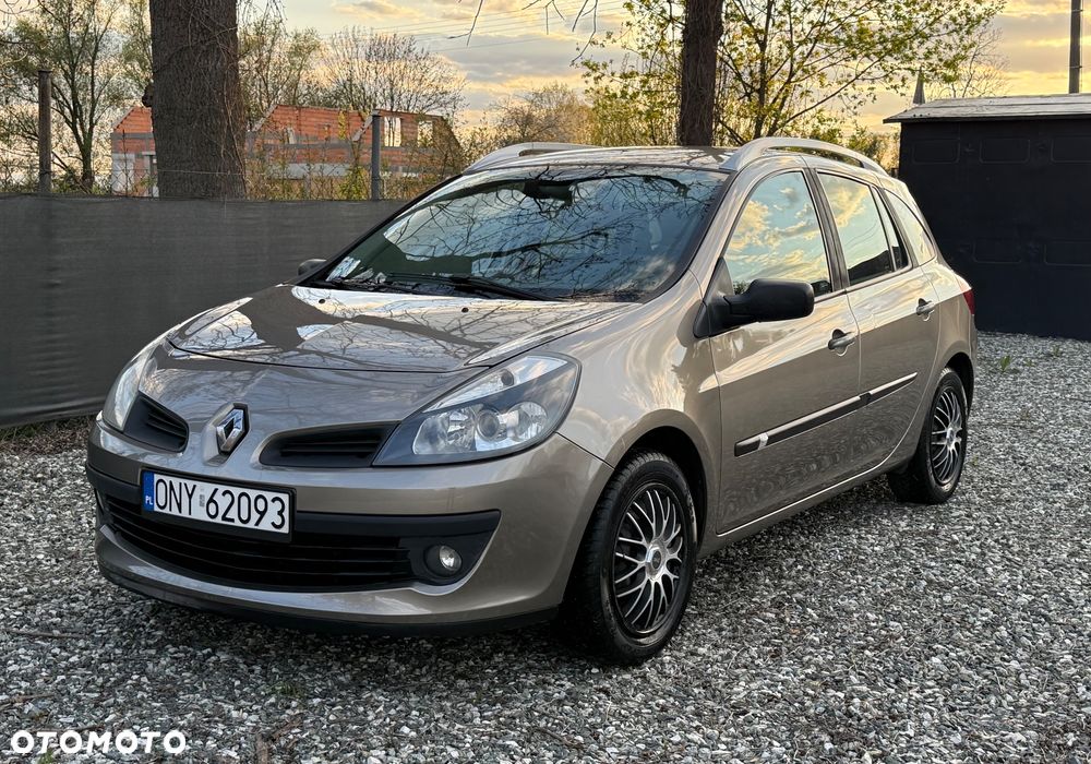 Renault Clio 1.5 dCi Dynamique - 1