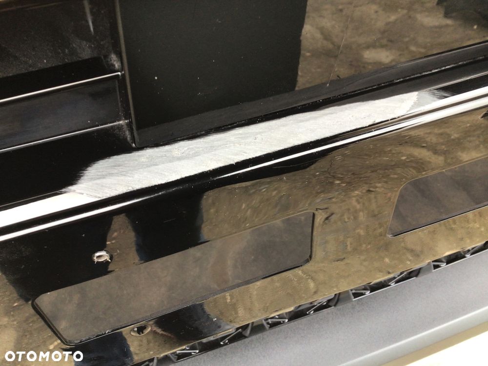 Zderzak przedni Toyota Aygo X kod 4U9 - 4