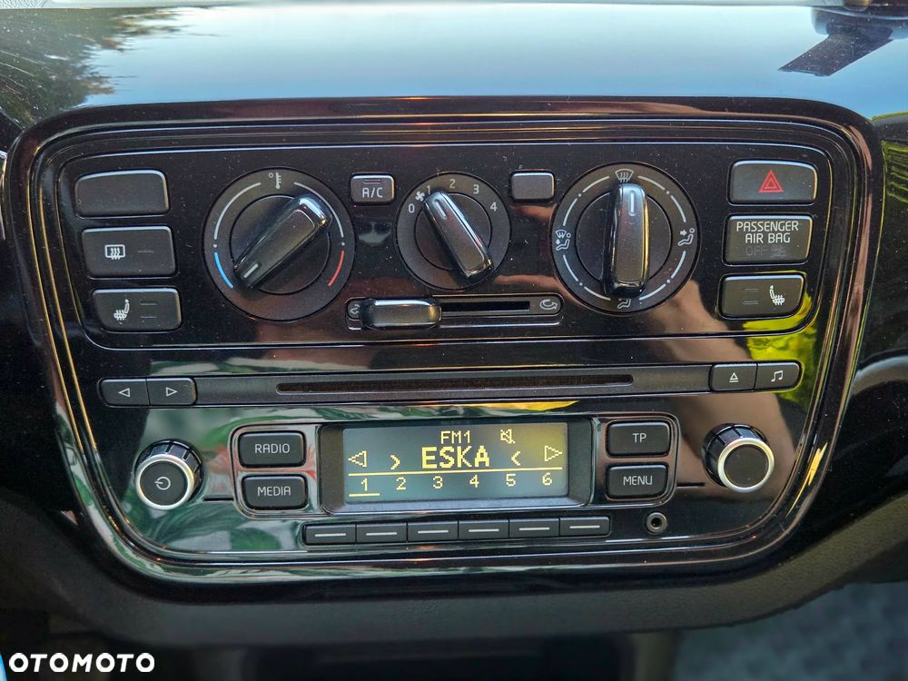 Volkswagen up! BlueMotion Technology move - 14