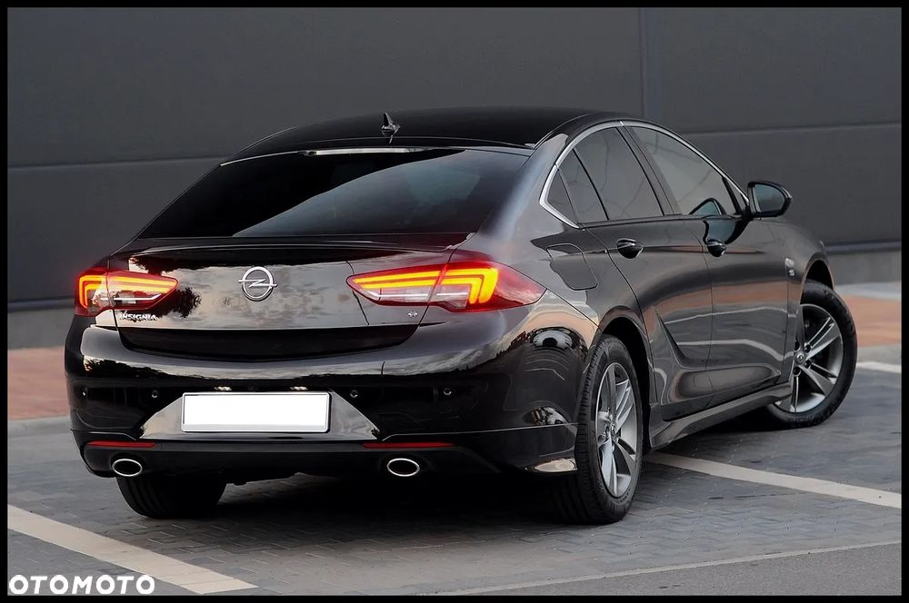 Opel Insignia 2.0 BiTurbo D 4x4 Automatik GSI - 9