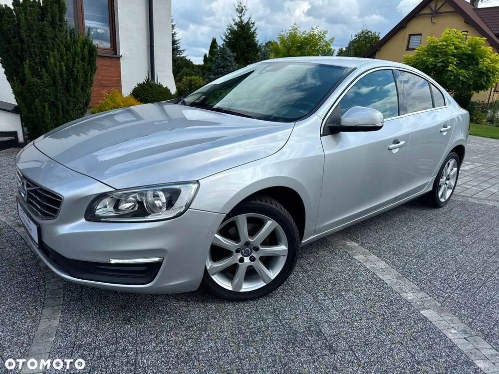 Volvo S60 D2 Momentum - 15