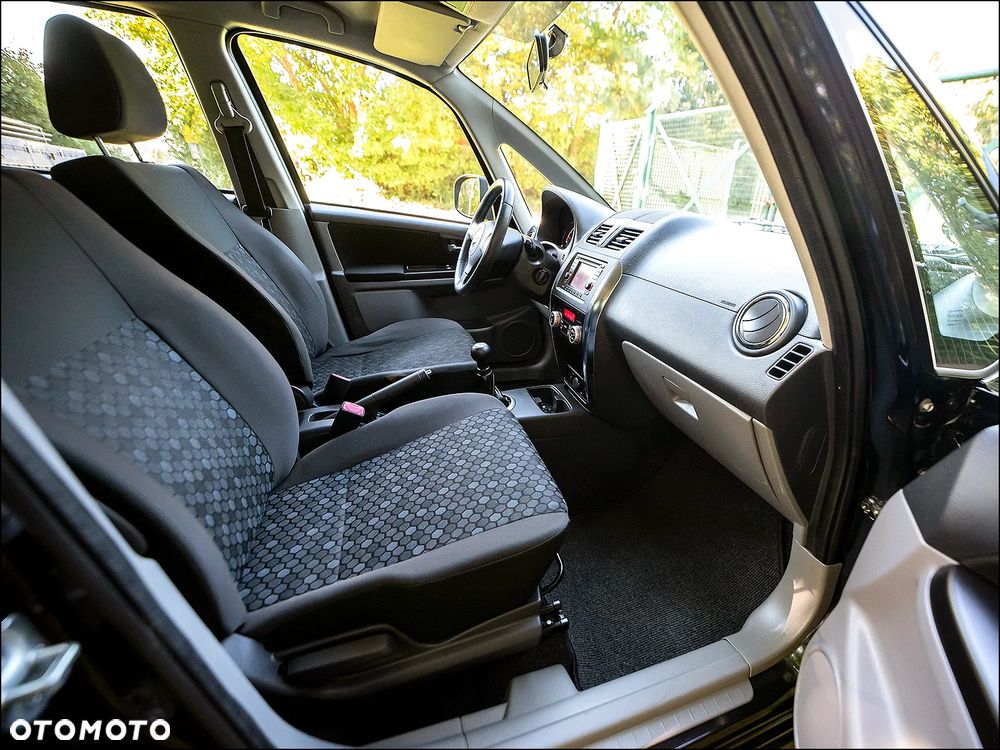 Suzuki SX4 - 34