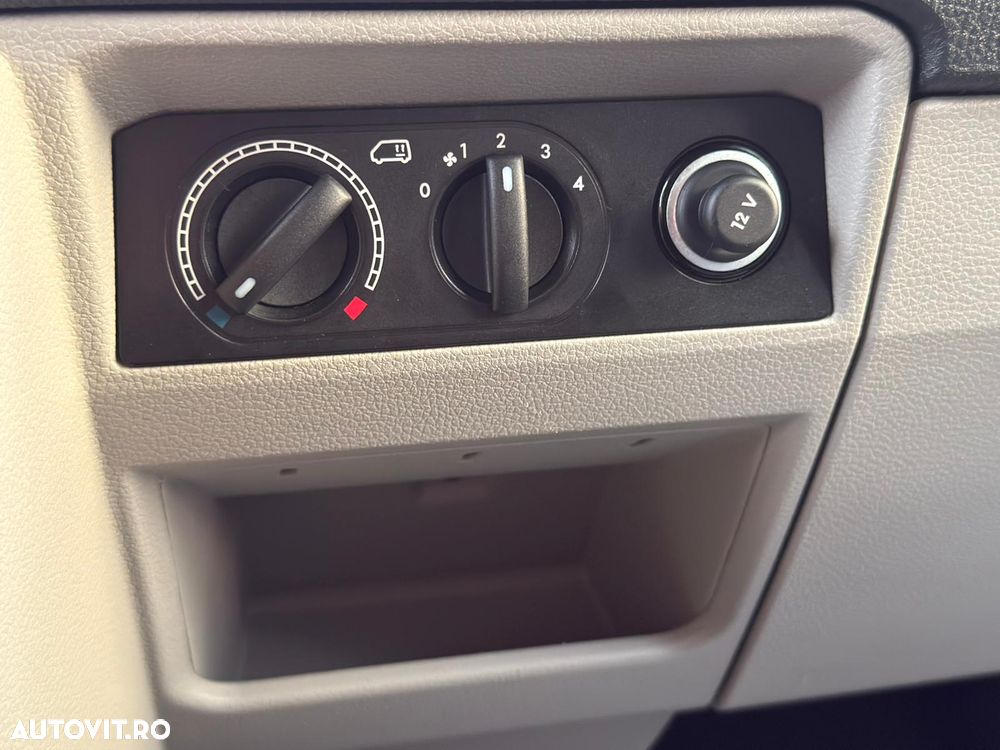 Volkswagen Transporter Kurz Plus Trendline - 22
