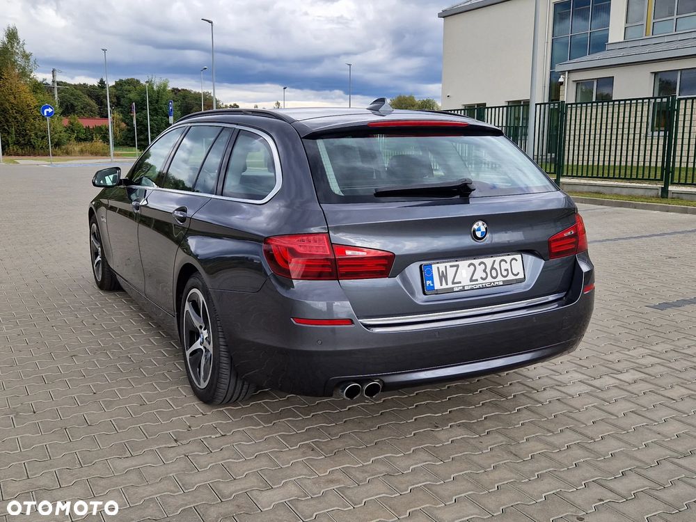 BMW Seria 5 525d Touring Luxury Line - 5