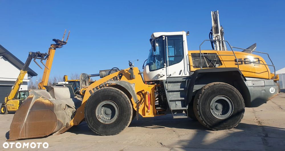 Liebherr L580 - 2
