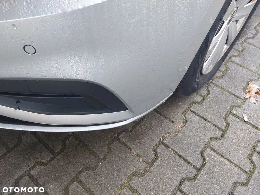 Volkswagen Passat - 9