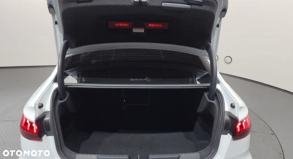 Audi A3 Limousine 40 TFSI quattro S tronic advanced - 19
