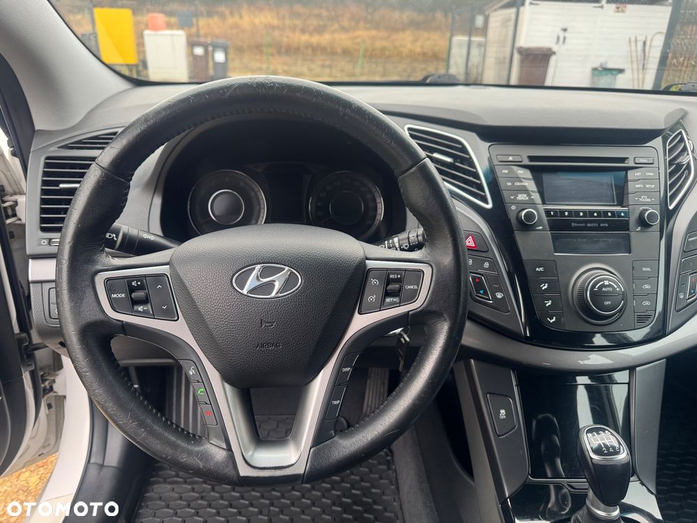 Hyundai i40 i40cw 1.6 Fifa World Cup Edition - 10