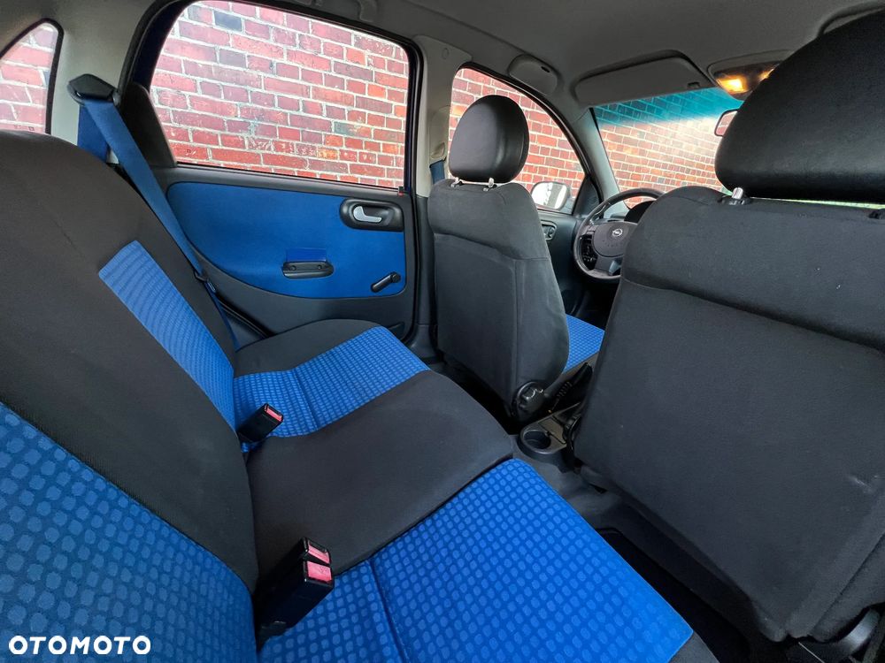 Opel Corsa - 17