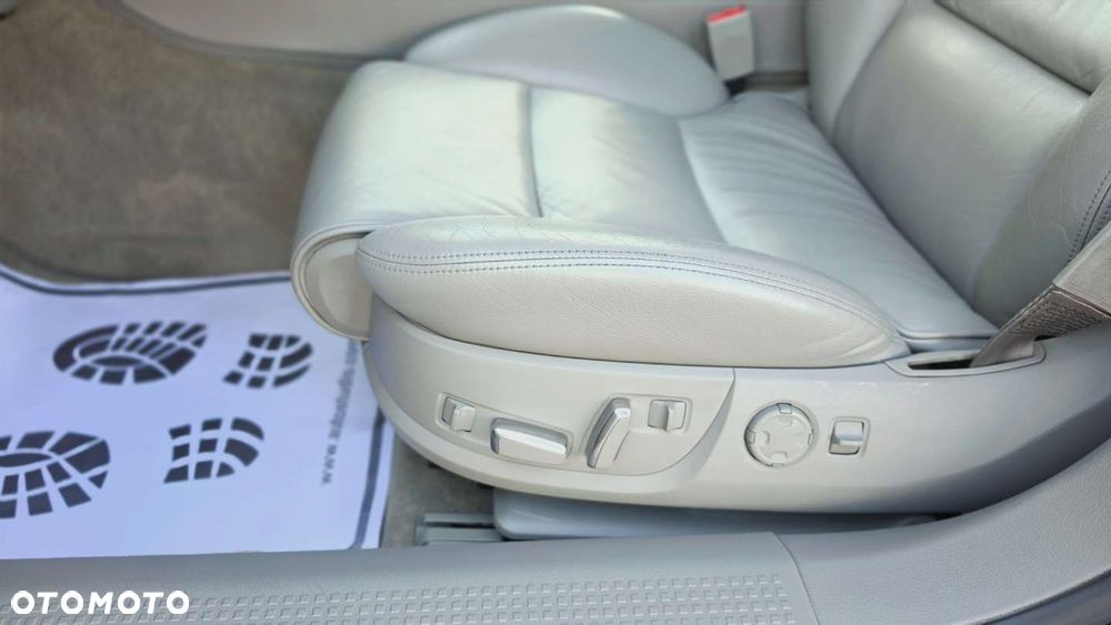 Audi A8 - 14