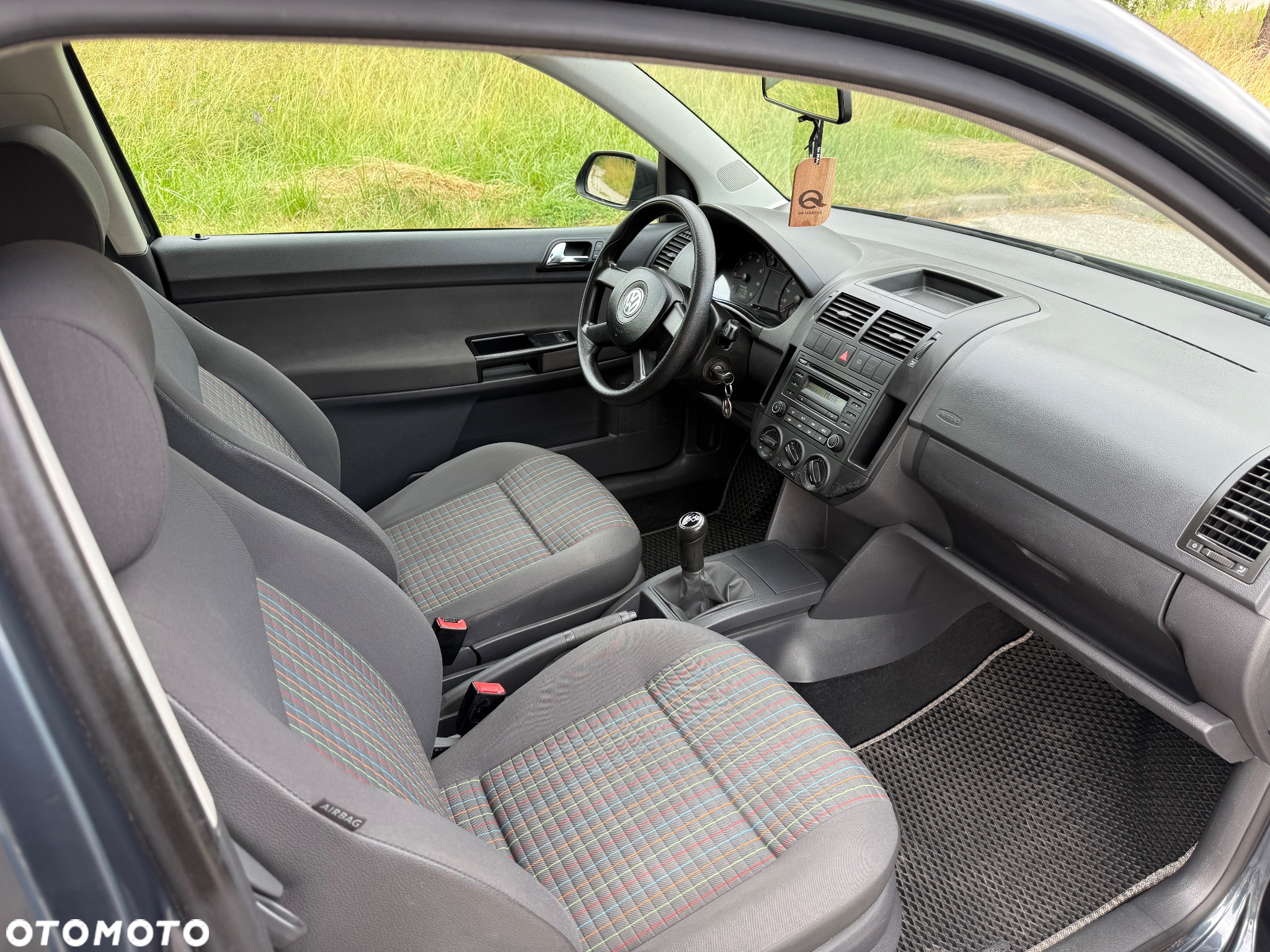 Volkswagen Polo - 13