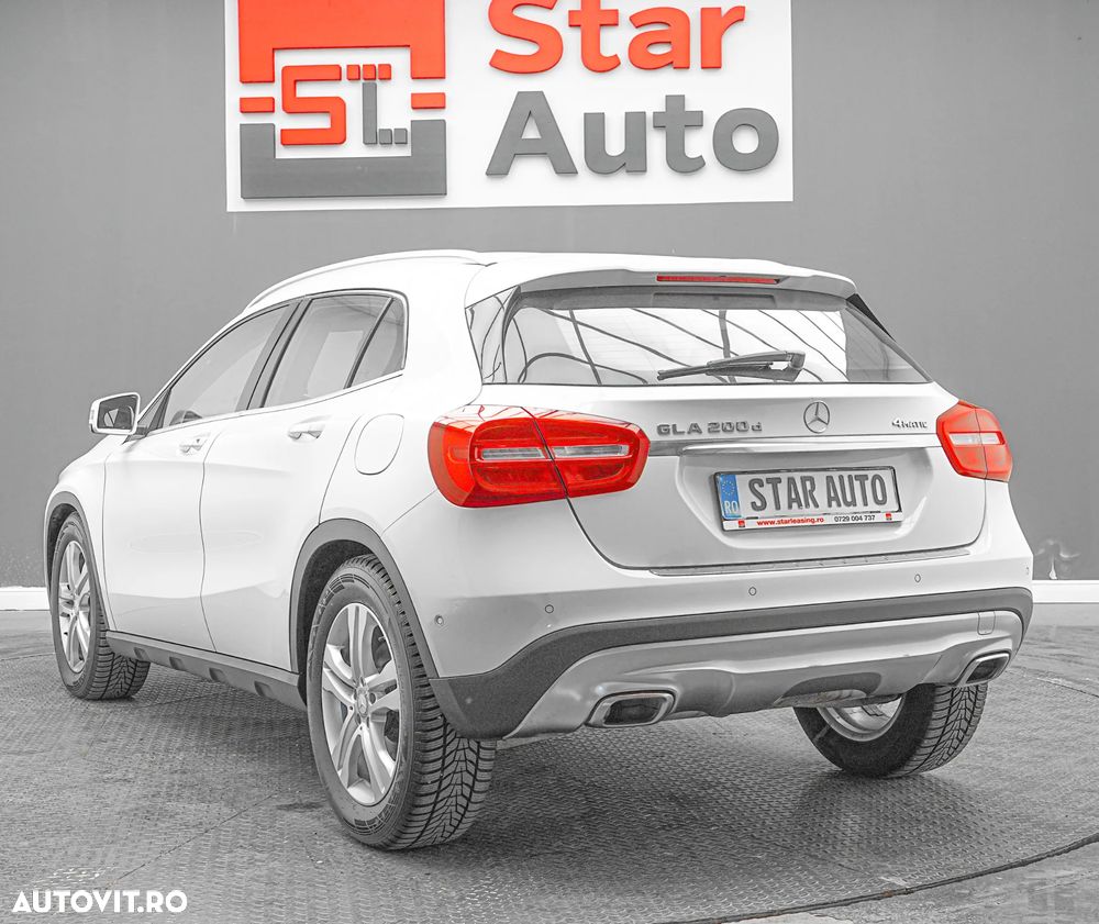 Mercedes-Benz GLA 200 d 4MATIC 7G-DCT Urban - 5
