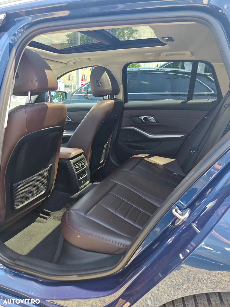 BMW Seria 3 320d xDrive AT - 41