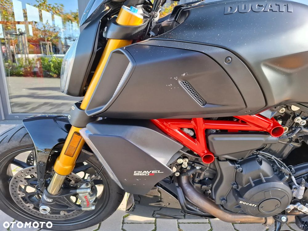 Ducati Diavel - 16