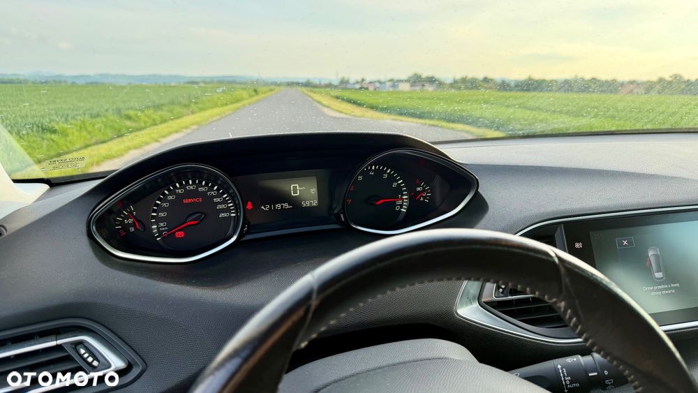 Peugeot 308 1.2 VTi/PureTech Active - 22