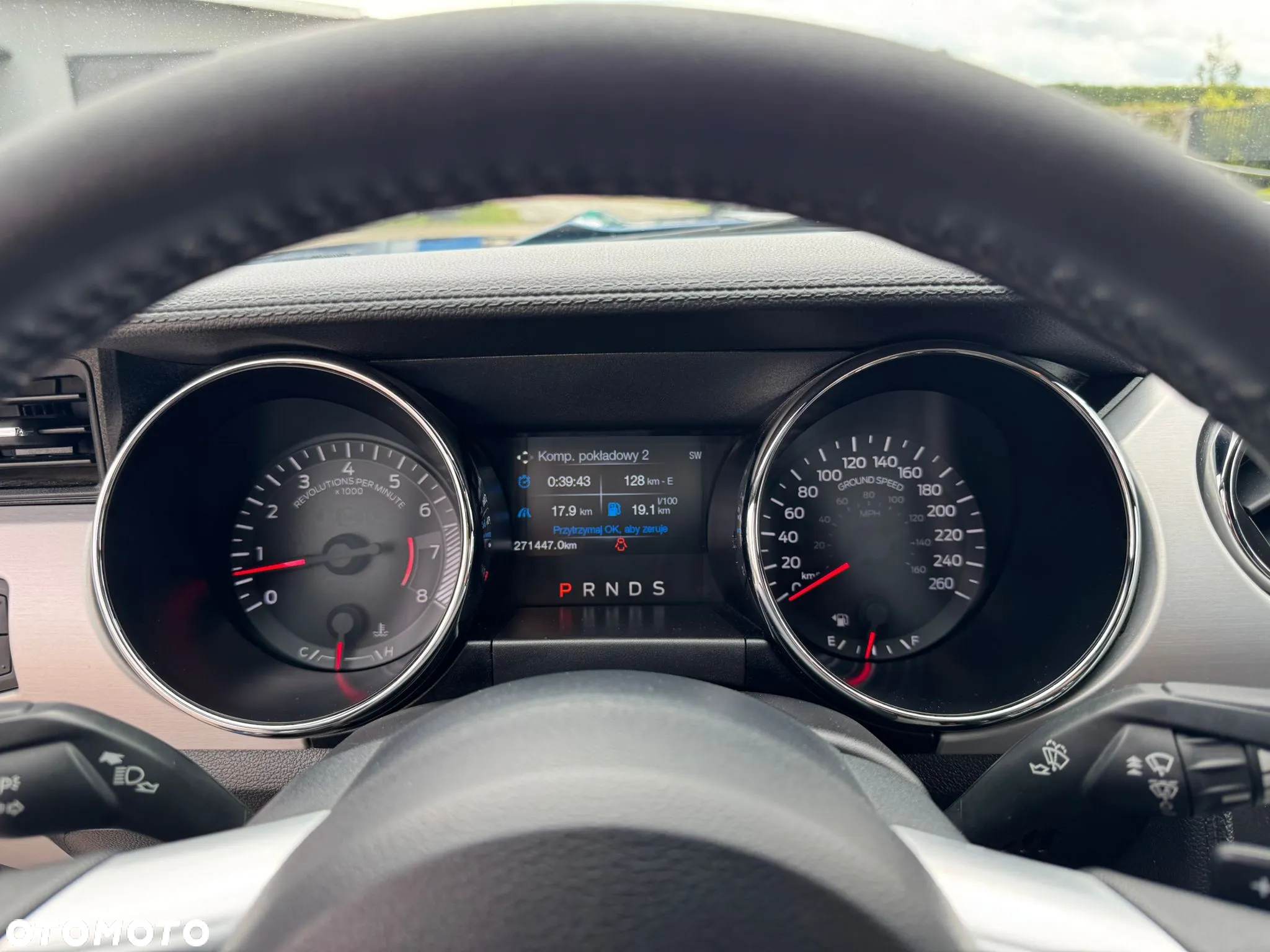 Ford Mustang 5.0 V8 GT - 8